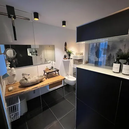 Lovingly Renovated Witch House With 2 Parking Spaces
