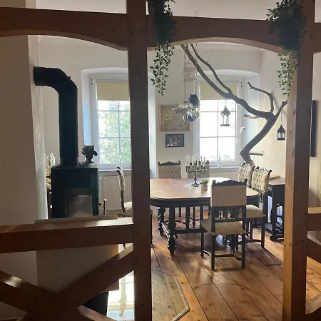 Lovingly Renovated Witch House With 2 Parking Spaces * Lösnich