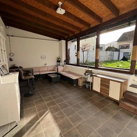 Villa Lovingly Renovated Witch House With 2 Parking Spaces *